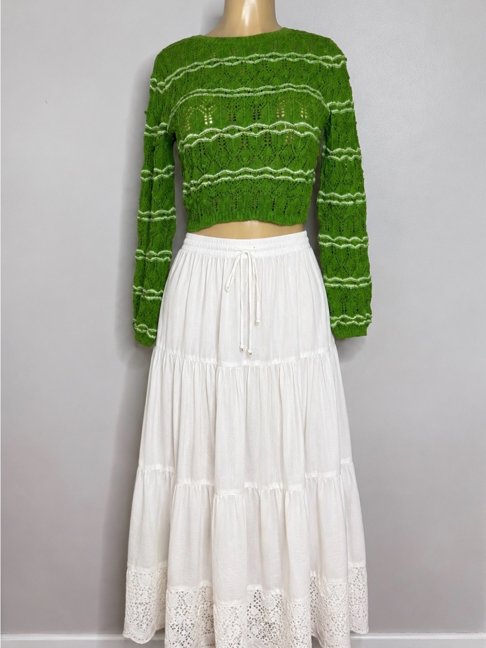 Zara Green White Open Knit Cropped Sweater Size M NWOT